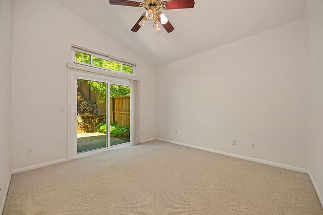 126 Larkin Cir, Folsom, CA 95630