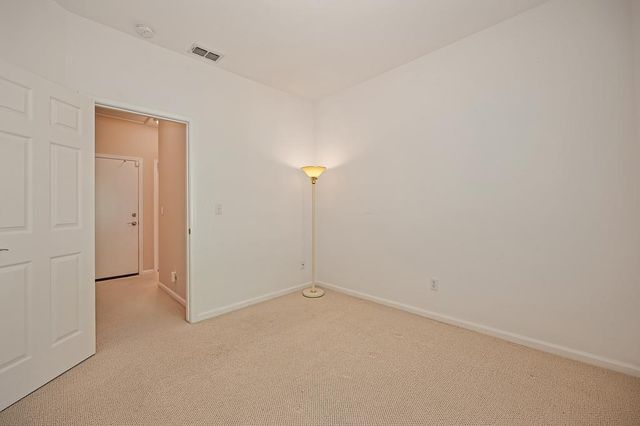 126 Larkin Cir, Folsom, CA 95630