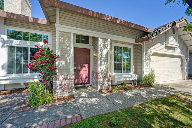 126 Larkin Cir, Folsom, CA 95630