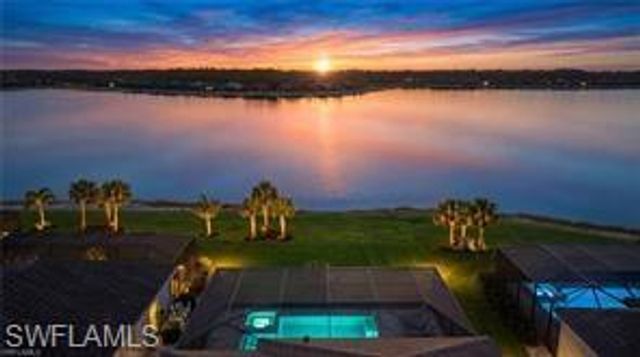 13585 Blue Bay CIR, Fort Myers, FL 33913