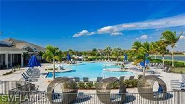13585 Blue Bay CIR, Fort Myers, FL 33913