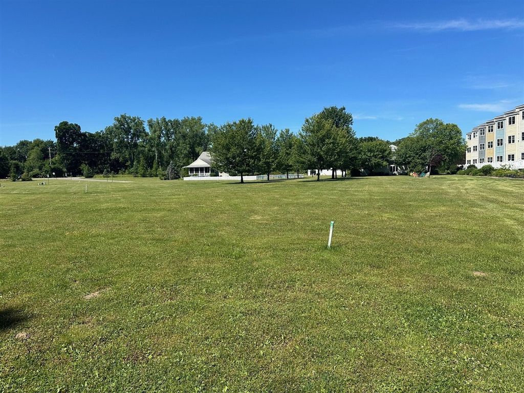 110 Diamond Point Lane, New Buffalo, MI 49117