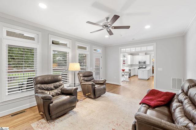 19 Hickory Chip Court, Simpsonville, SC 29681
