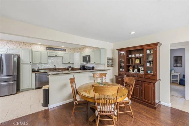 11 E Crescent, Redlands, CA 92373