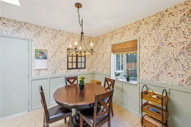 11 E Crescent, Redlands, CA 92373