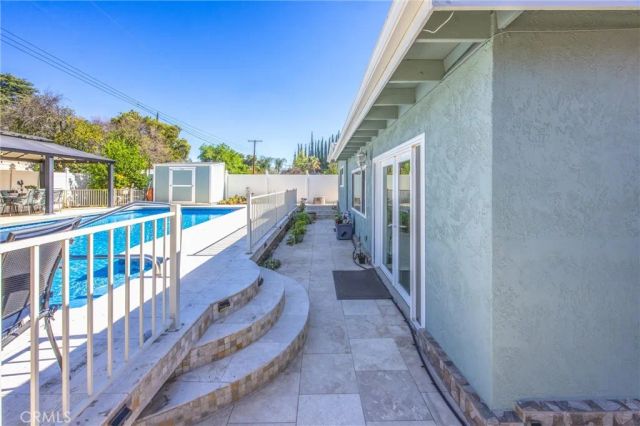 11 E Crescent, Redlands, CA 92373