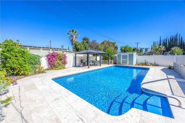 11 E Crescent, Redlands, CA 92373