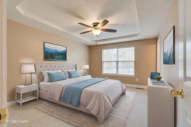 1019 Fox Meadows Circle, Bluff City, TN 37618