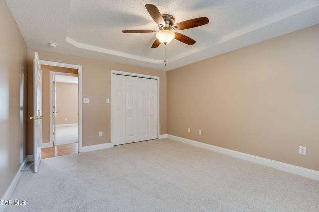 1019 Fox Meadows Circle, Bluff City, TN 37618