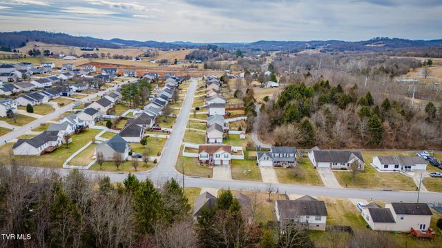 1019 Fox Meadows Circle, Bluff City, TN 37618