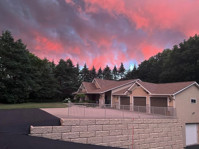 18677 Ponderosa Court, Eden Prairie, MN 55347