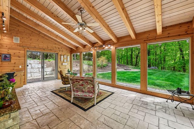 18677 Ponderosa Court, Eden Prairie, MN 55347