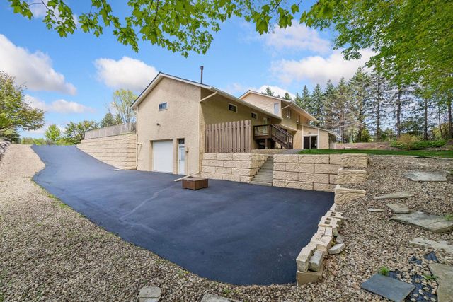 18677 Ponderosa Court, Eden Prairie, MN 55347