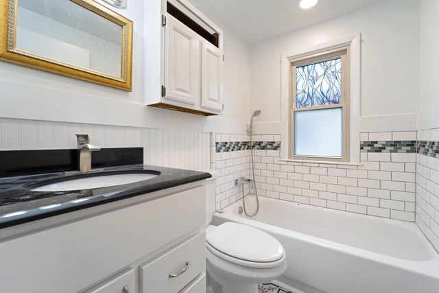 865 S 75th STREET, West Allis, WI 53214