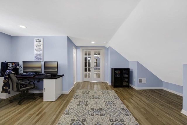 865 S 75th STREET, West Allis, WI 53214