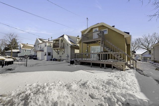 865 S 75th STREET, West Allis, WI 53214