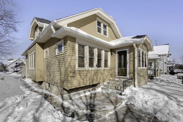 865 S 75th STREET, West Allis, WI 53214