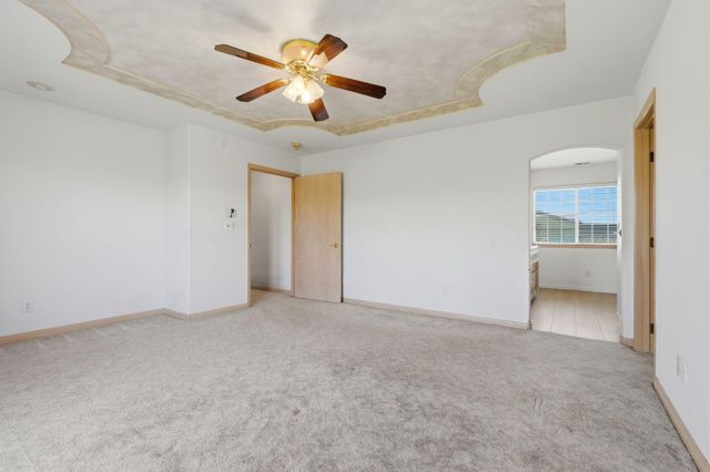 2702 E Goshen Avenue, Visalia, CA 93292