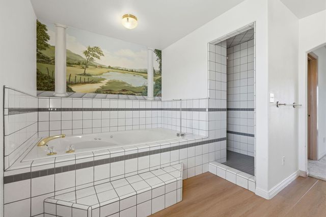 2702 E Goshen Avenue, Visalia, CA 93292