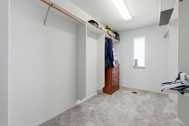 2702 E Goshen Avenue, Visalia, CA 93292