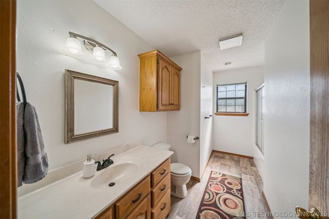 1716 NE Graham Court, Pryor, OK 74361