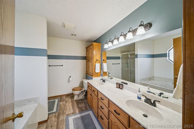 1716 NE Graham Court, Pryor, OK 74361