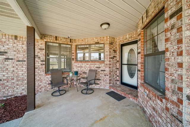1716 NE Graham Court, Pryor, OK 74361