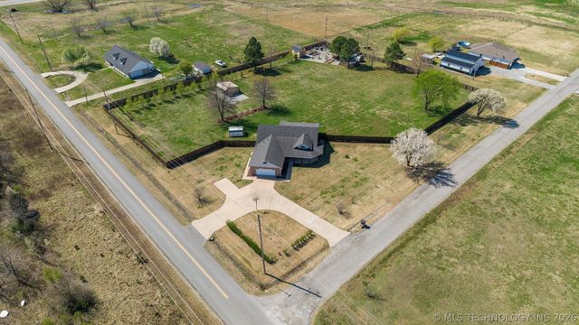 1716 NE Graham Court, Pryor, OK 74361