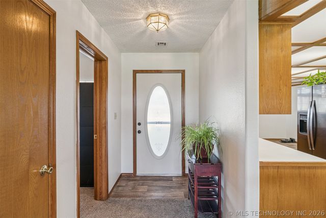 1716 NE Graham Court, Pryor, OK 74361