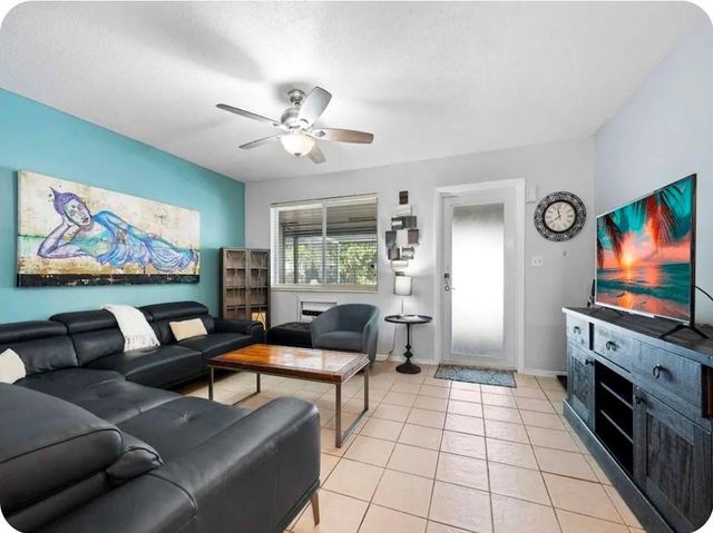2225 NE 14th Avenue, Fort Lauderdale, FL 33305