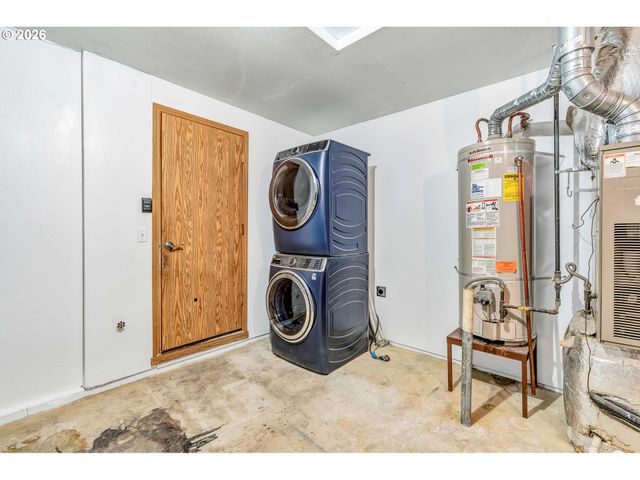 351 ELMA Ct, Salem, OR 97301