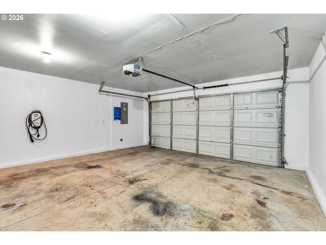 351 ELMA Ct, Salem, OR 97301