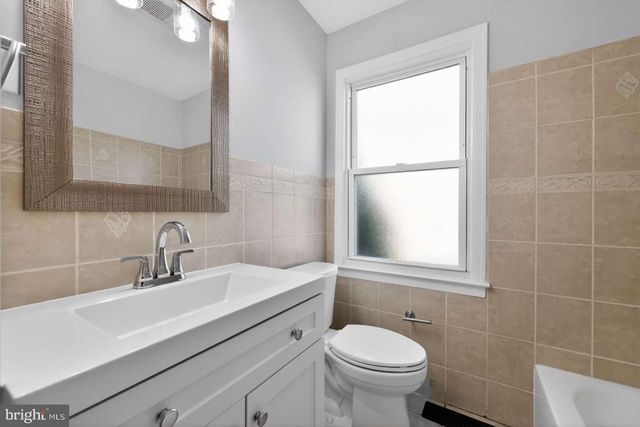 916 STEPHEN AVE, Croydon, PA 19021