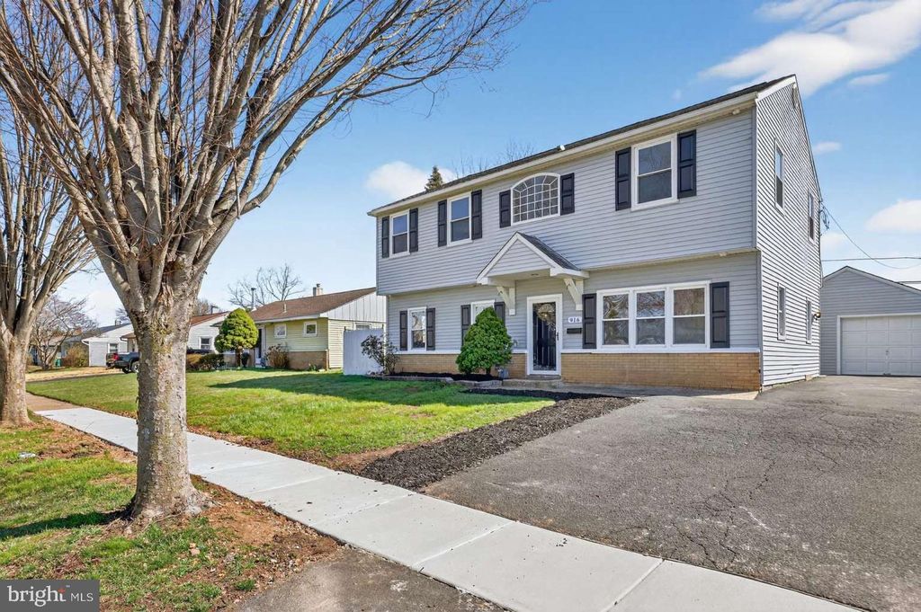 916 STEPHEN AVE, Croydon, PA 19021