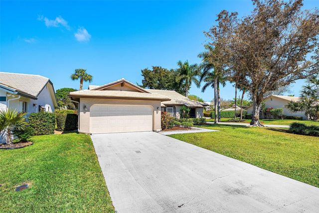 6191 S Petaluma Drive, Boca Raton, FL 33433