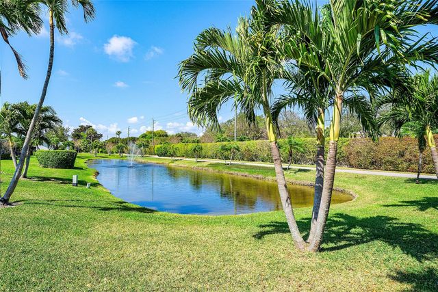 6191 S Petaluma Drive, Boca Raton, FL 33433