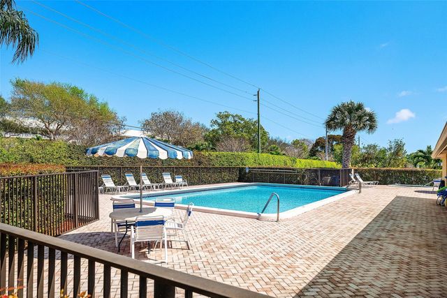 6191 S Petaluma Drive, Boca Raton, FL 33433