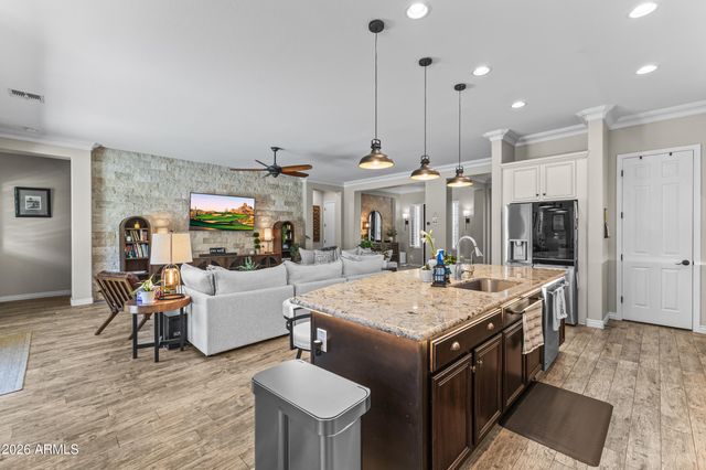 10110 W REDBIRD Road, Peoria, AZ 85383