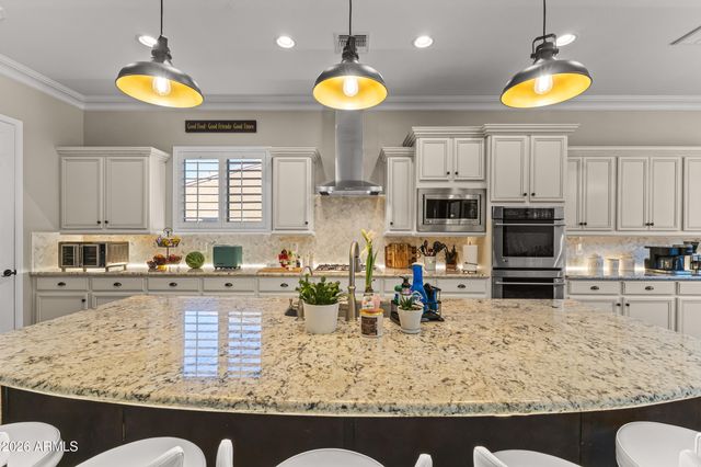 10110 W REDBIRD Road, Peoria, AZ 85383