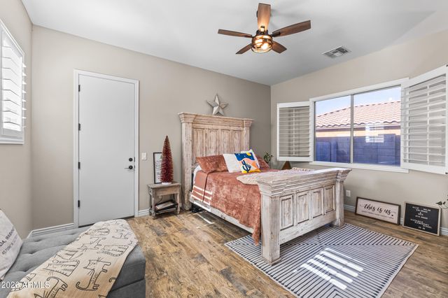 10110 W REDBIRD Road, Peoria, AZ 85383