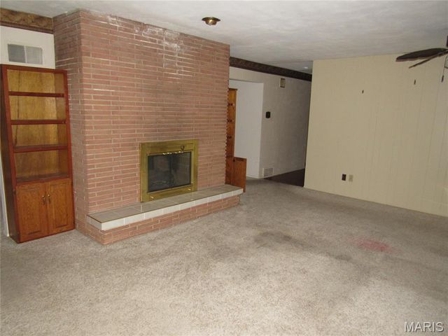 42 Harneywold Drive, St Louis, MO 63136