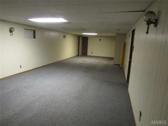 42 Harneywold Drive, St Louis, MO 63136