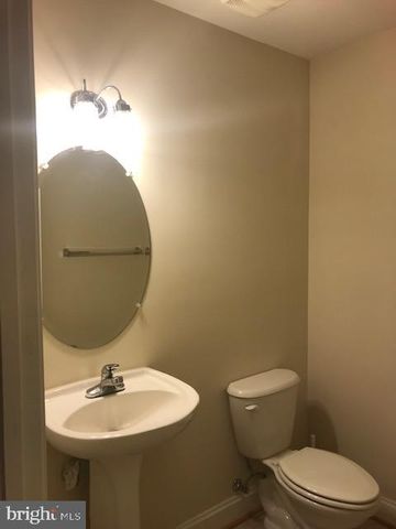 3680 CHIPPENDALE CIR, Woodbridge, VA 22193