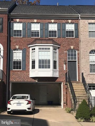 3680 CHIPPENDALE CIR, Woodbridge, VA 22193