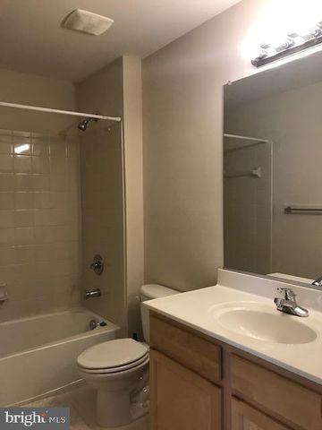 3680 CHIPPENDALE CIR, Woodbridge, VA 22193