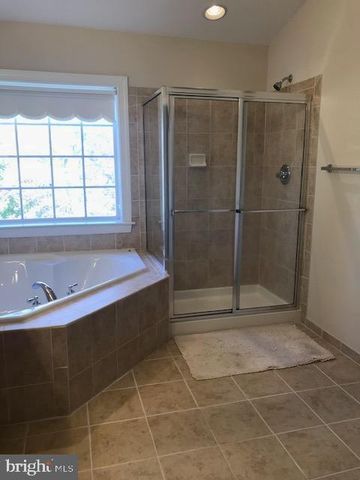 3680 CHIPPENDALE CIR, Woodbridge, VA 22193