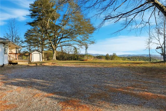 572 Young Loop, Fairmount, GA 30139