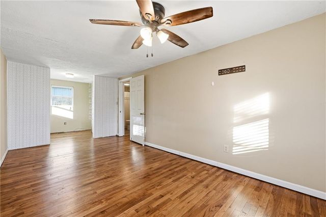 572 Young Loop, Fairmount, GA 30139