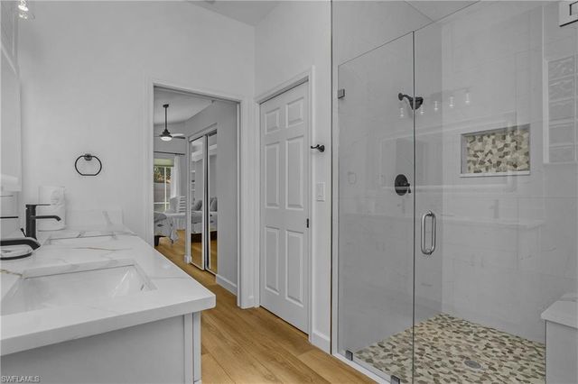 120 Livermore LN, Naples, FL 34119