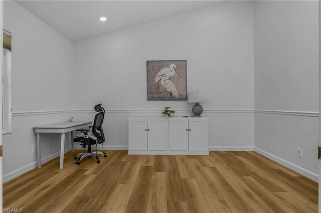 120 Livermore LN, Naples, FL 34119